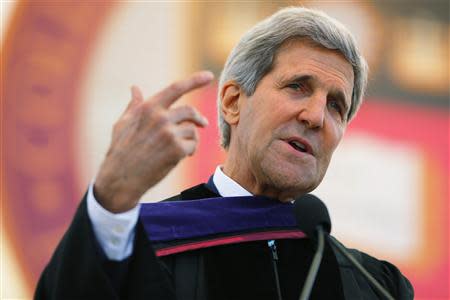 U.S. Secretary of State John Kerry delivers the Commencement Address after receiving an honorary Doctor of Laws degree during Commencement Exercises at Boston College in Boston, Massachusetts May 19, 2014. REUTERS/Brian Snyder