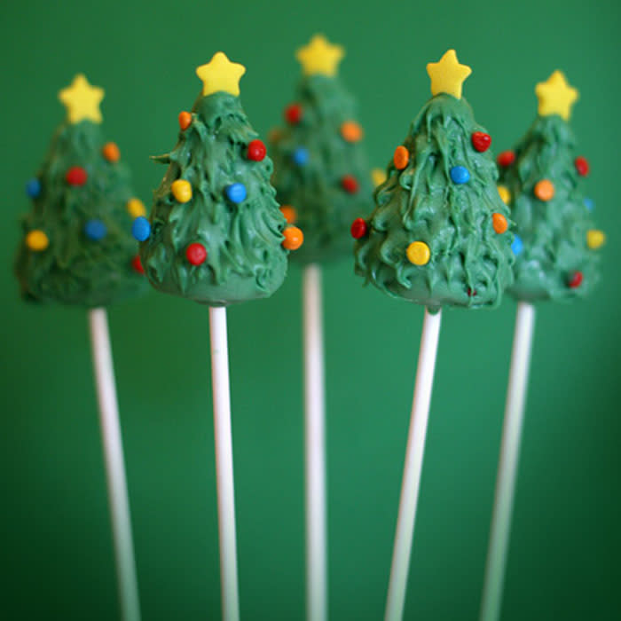 Christmas Tree Cake Pops