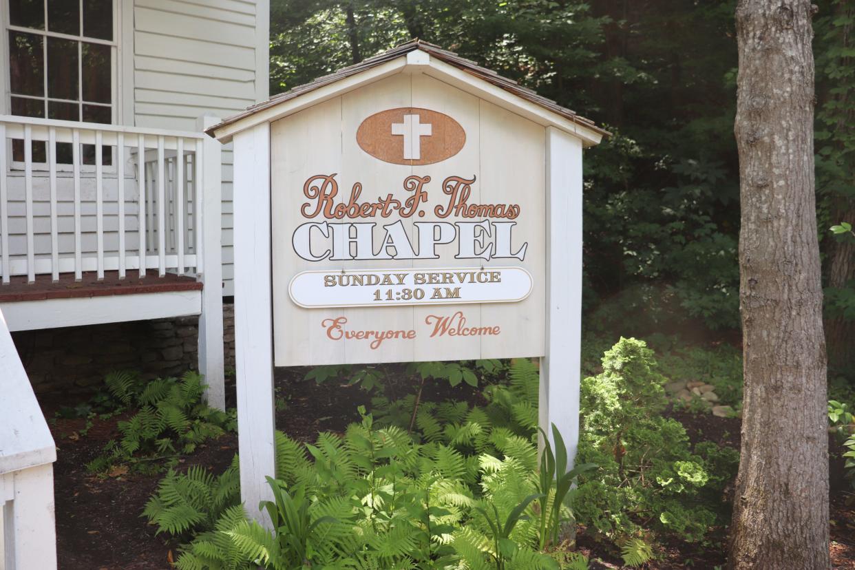 A sign for the Robert F. Thomas Chapel at Dollywood