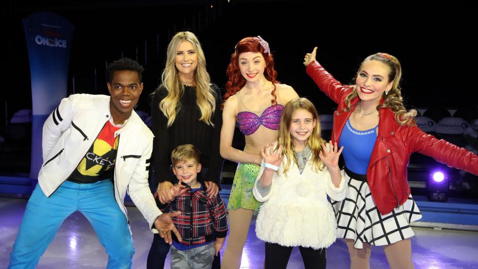 disney on ice presents mickey's search party holiday celebrity skating event