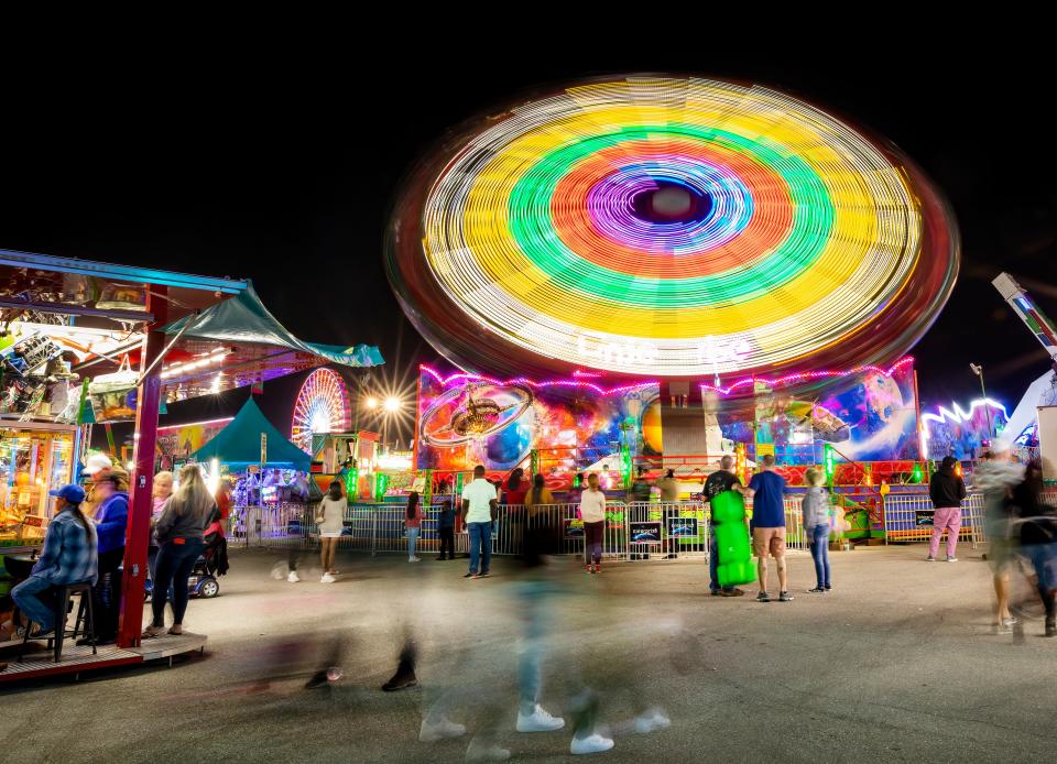 Friday and Saturday nights at the South Florida Fair will include new rules for those 17 years old and younger.