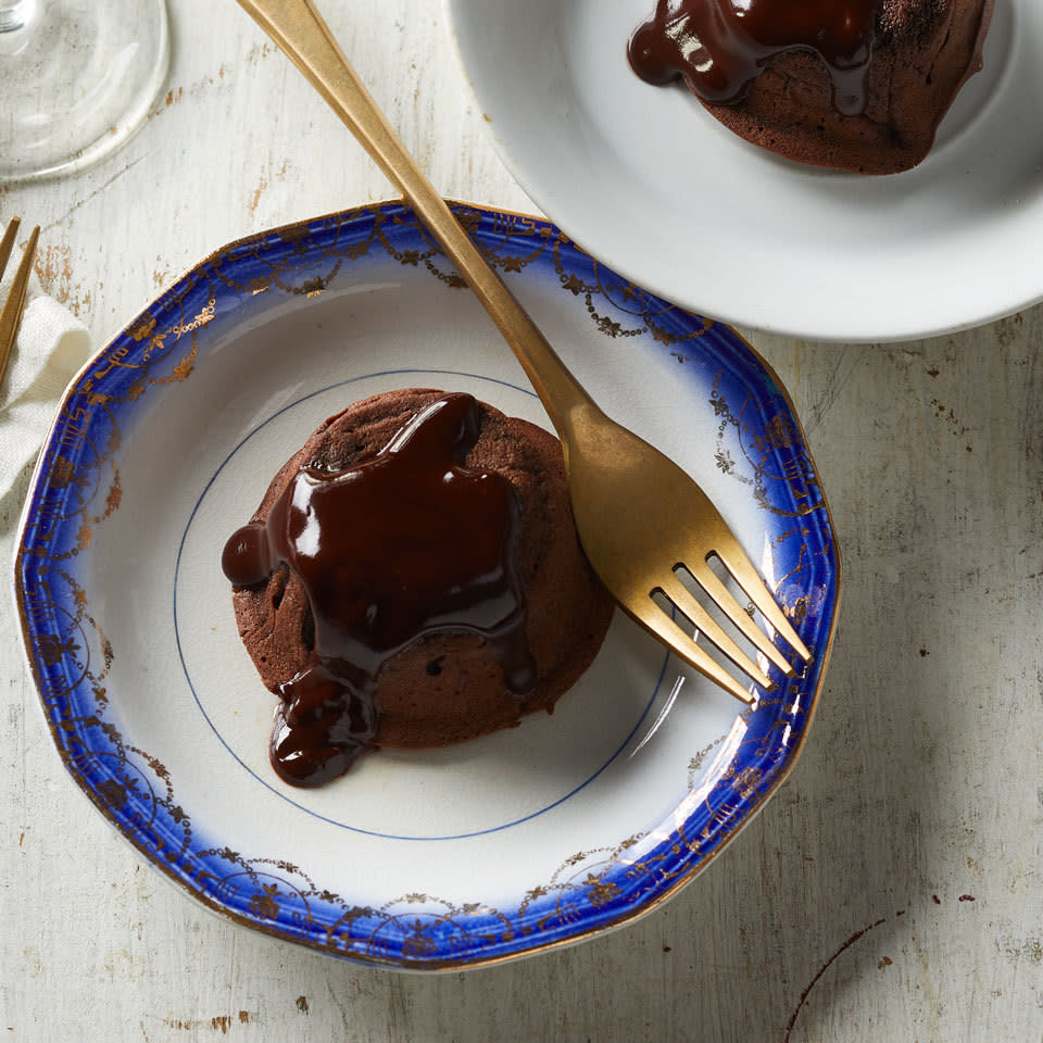 Red Wine Chocolate Lava Cakes