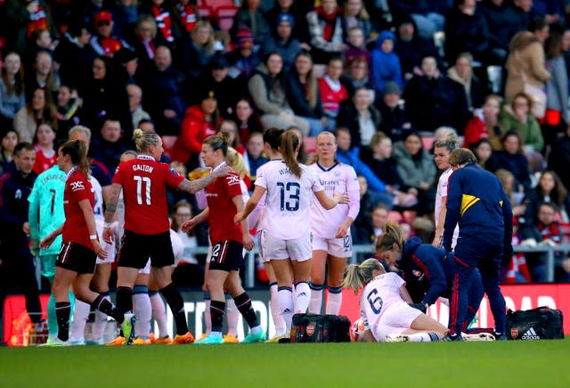 Arsenal’s Leah Williamson required medical attention after going down injured during the Women’s Super League match against Manchester United.
