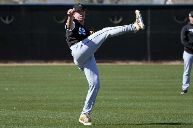 White Sox's Mike Clevinger avoids discipline as MLB closes probe into  claims of domestic, child abuse