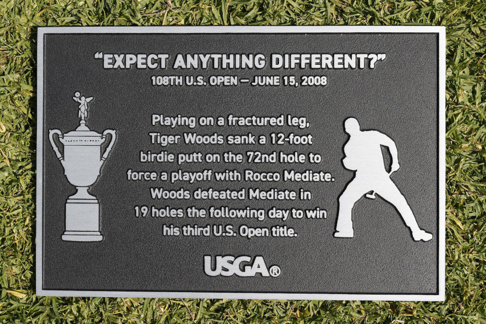 SAN DIEGO, CALIFORNIA - JUNE 16: A new plaque honoring Tiger Woods' putt on the 18th green at the 2008 U.S. Open is seen during a practice round prior to the start of the 2021 U.S. Open at Torrey Pines Golf Course on June 16, 2021 in San Diego, California. (Photo by Ezra Shaw/Getty Images)