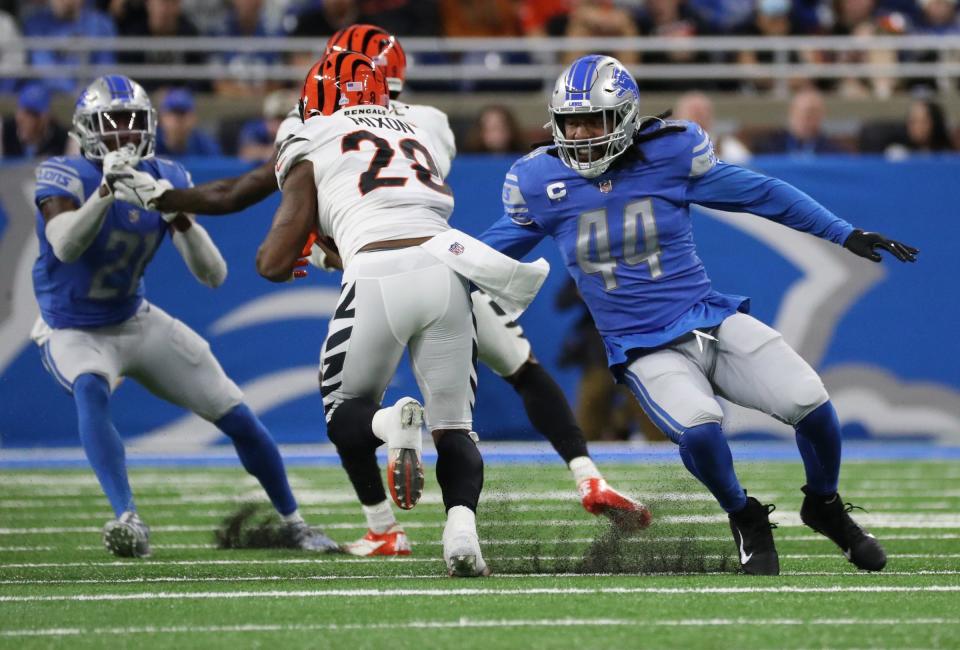 Detroit Lions linebacker Jalen Reeves-Maybin (44) tackles Cincinnati Bengals running back Joe Mixon (28) during the first half Sunday, Oct. 17, 2021 at Ford Field.