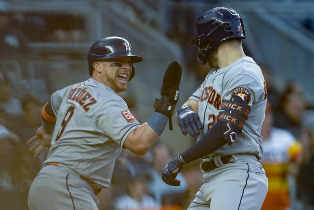 Who won ALCS Game 4? Houston scores 10 runs including Jose Abreu, Chas  McCormick home runs to even series with Texas Rangers - ABC13 Houston