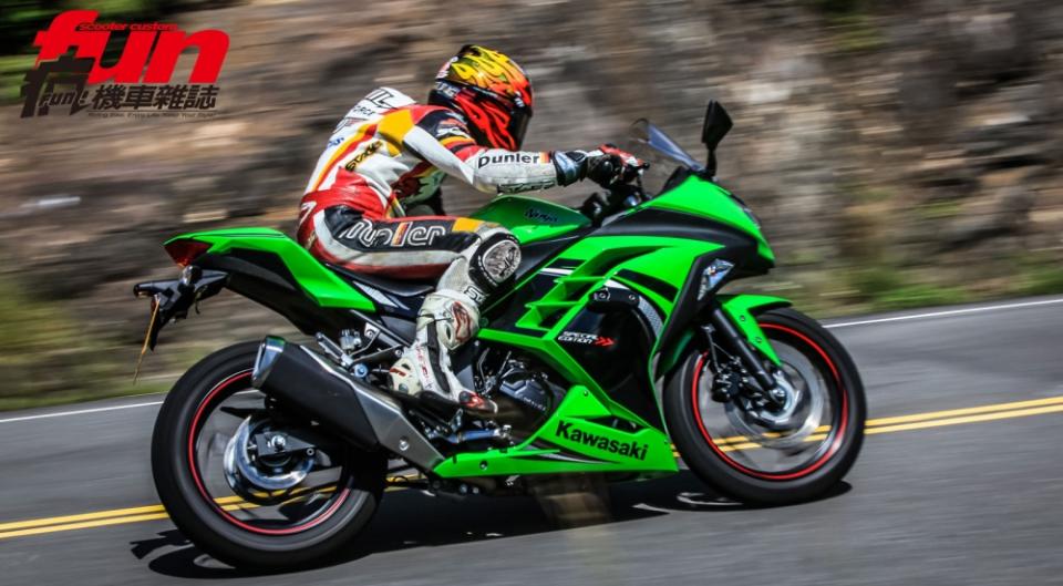 KAWASAKI NINJA 300忍者再進化