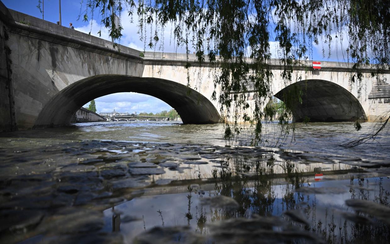 Environmentalists are still picking up dangerous levels of E-coli and intestinal enterococci in the Seine's water