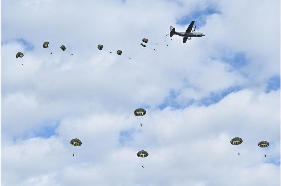 2024年1月7日，日本陸上自衛隊第一空降旅與美英等國在東京東部千葉縣附近舉行多邊聯合軍演。