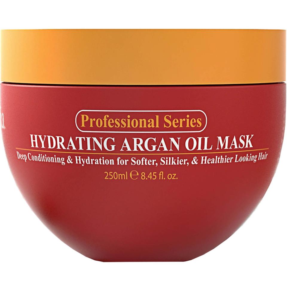 15) Hydrating Argan Oil Hair Mask