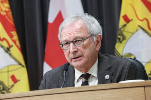 Premier Blaine Higgs announced new travel restrictions for leisure travellers coming into New Brunswick as well as trucker drivers and commuters. (Government of New Brunswick - image credit)