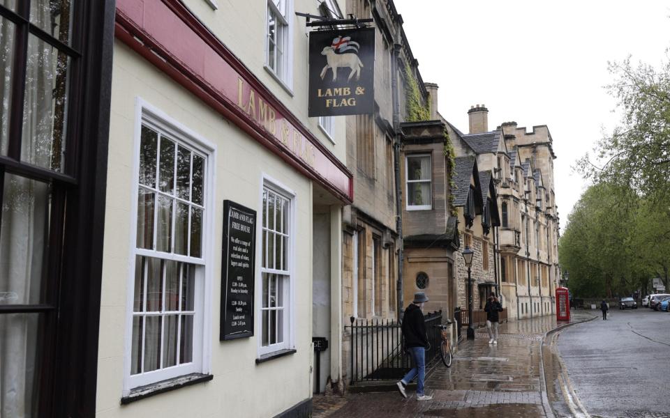 The Lamb & Flag in Oxford, which has served everyone from Thomas Hardy to JRR Tolkien, has closed after 400 years - John Lawrence for The Telegraph 