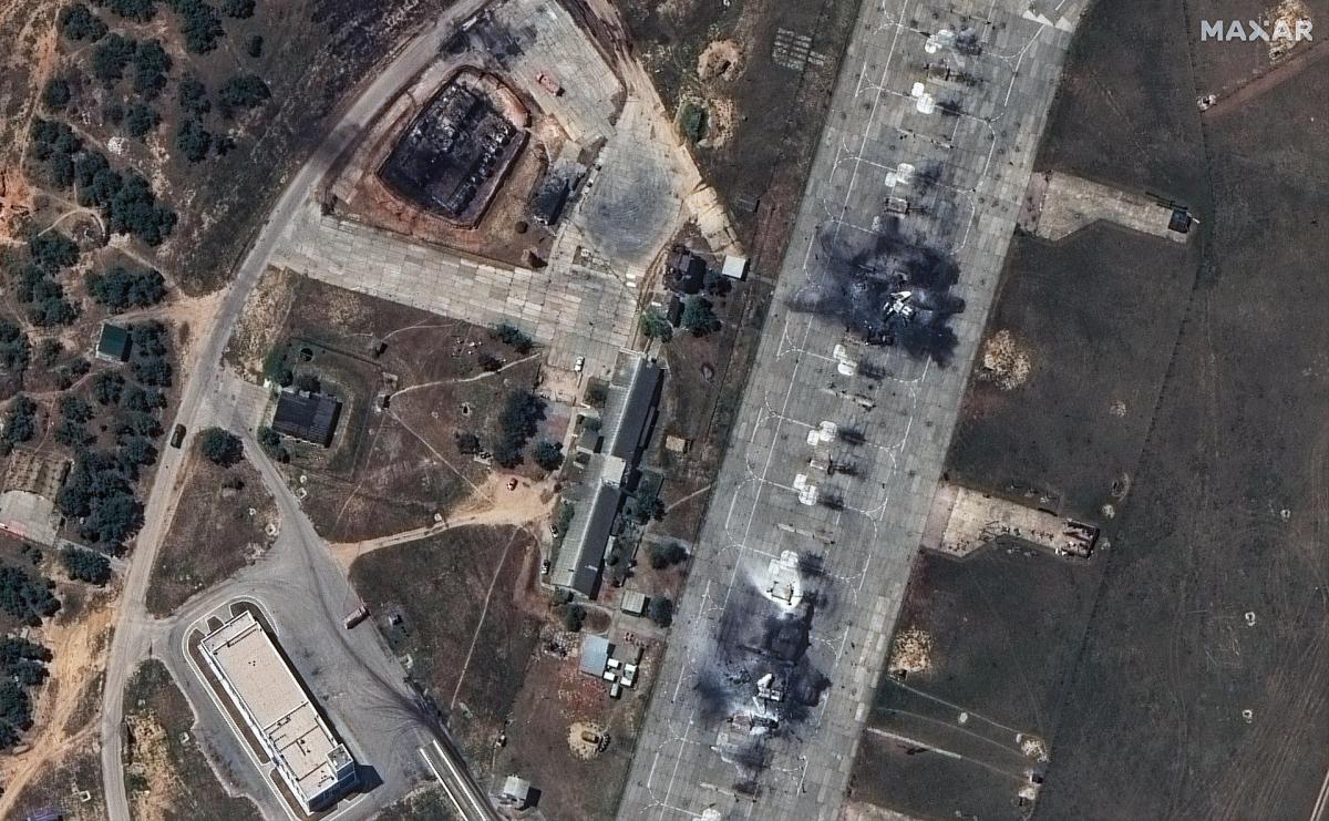 MiG-31 Foxhounds Confirmed Destroyed In New Imagery Of Belbek Air Base