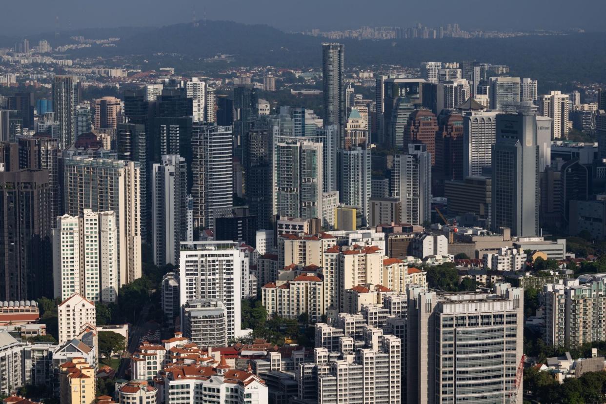 Buildings in Singapore (Photo: SeongJoon Cho/Bloomberg)