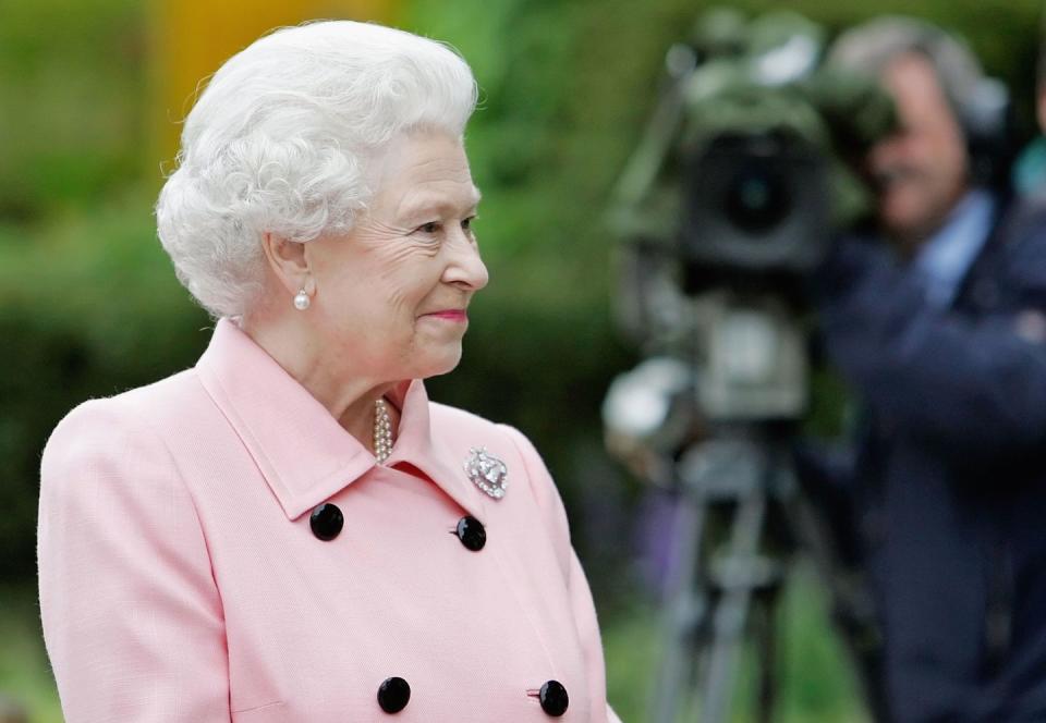 royals visit rhs chelsea flower show