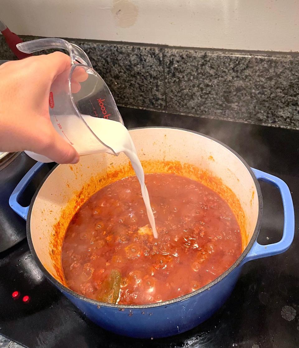 Adding milk to Carbone Bolognese