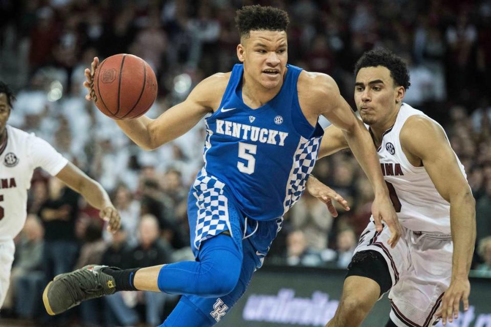 Former Kentucky men’s basketball forward Kevin Knox is an older brother of Karter Knox, a top class of 2024 basketball recruit.
