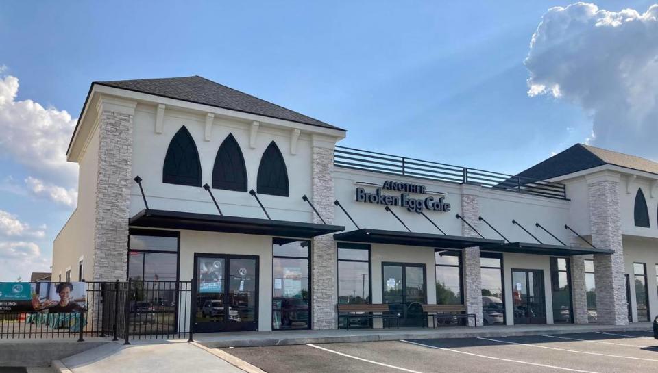 Another Broken Egg Cafe at 810 Ga. 96, Suite 1700, in the Century Market Plaza Phase II in Warner Robins, has set its opening date.