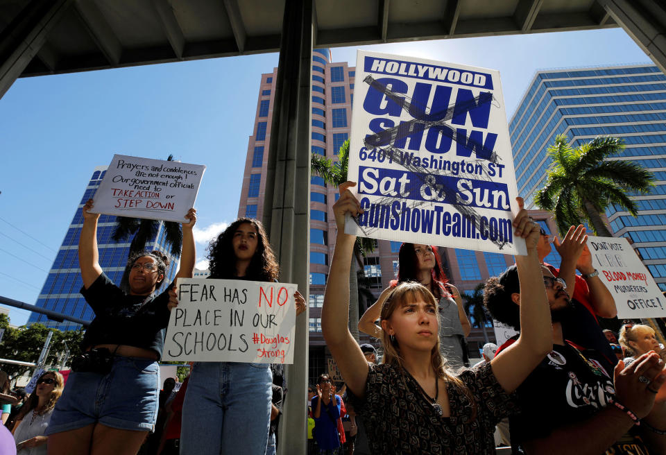 Florida school shooting prompts gun-control rallies