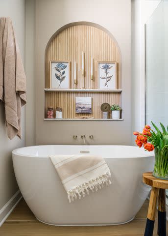 21 Bathroom Shelf Ideas That Add Storage and Style