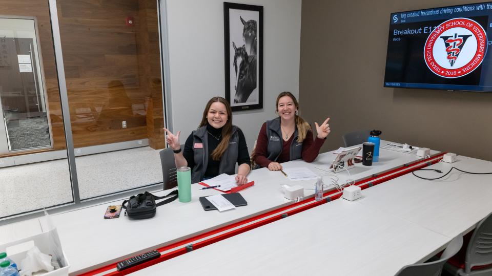 In-person interviews are a chance for a student candidate to meet with Texas Tech University School of Veterinary Medicine (TTUSVM) faculty, take a deep dive into what the program offers, tour facilities and visit with TTUSVM faculty, staff, and current students.