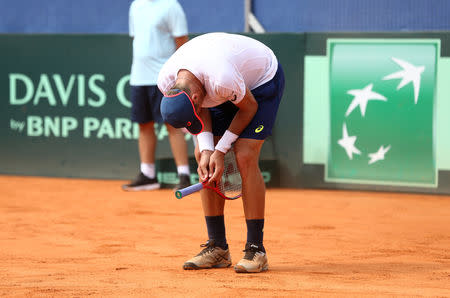 Tennis - Davis Cup - World Group Semi-Final - Croatia v United States - Sportski centar Visnjik, Zadar, Croatia - September 14, 2018 Steve Johnson of the U.S. looks dejected during his match against Croatia's Borna Coric REUTERS/Antonio Bronic