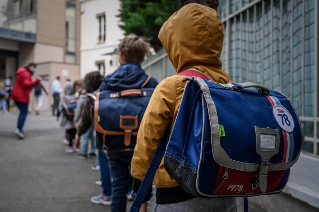 Dans l'éducation, comme ailleurs, des personnes jusque-là considérées comme vulnérables dans le cadre de l'épidémie de Covid-19 on fait leur retour au travail, à la suite d'un nouveau décret sur le sujet. 