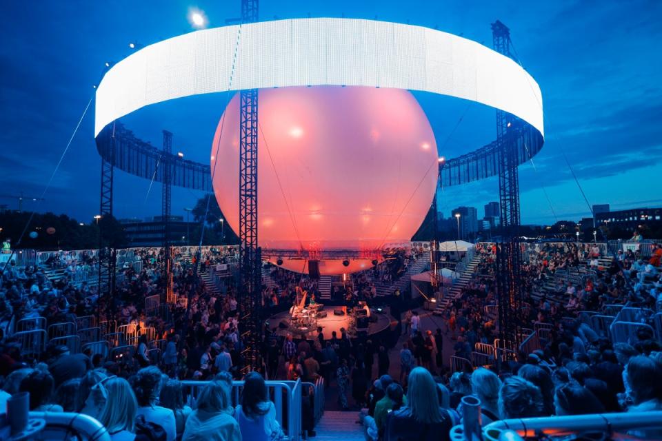 The Balloon 360 stage is the most unique of Flow’s offerings (Konstantin Kondrukhov)