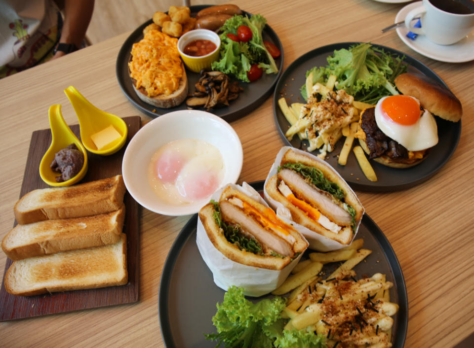 image of tamago-en's all day breakfast menu dishes