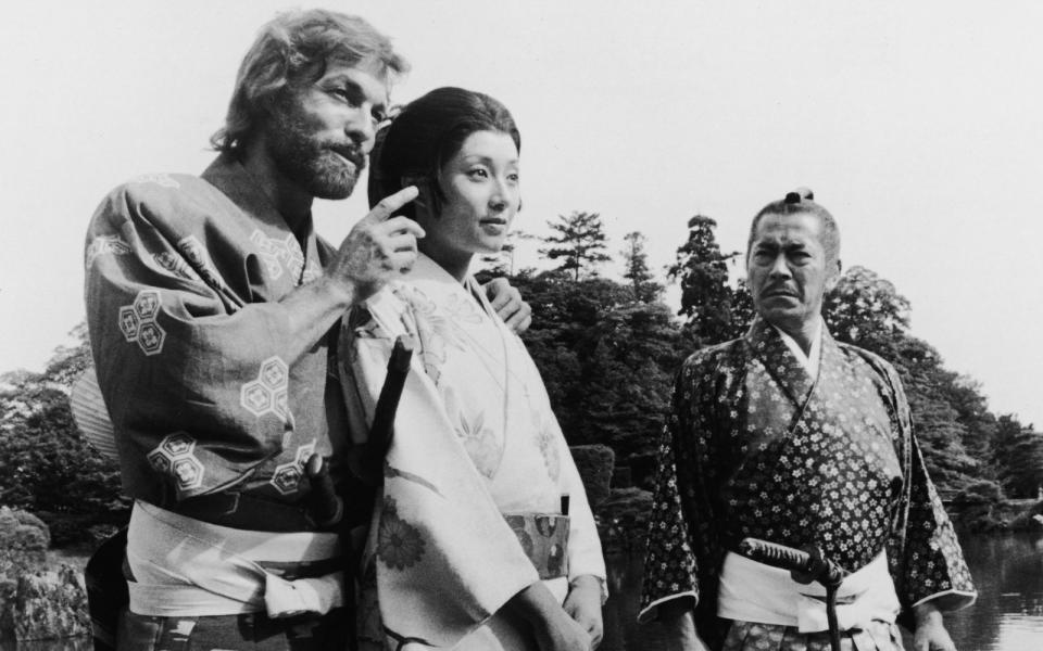 "Shogun", basierend auf einem historischen Vorbild aus dem frühen 17. Jahrhundert, war ein Kultformat der 1980-er. Held der insgesamt elf Folgen (allesamt bei TV NOW auf Abruf verfügbar) ist der schiffbrüchige Engländer John Blackthorne (Richard Chamberlain, links). Fern der Heimat lernt er in Japan eine fremde Kultur kennen und erlangt schließlich sogar den Rang eines Samurai.