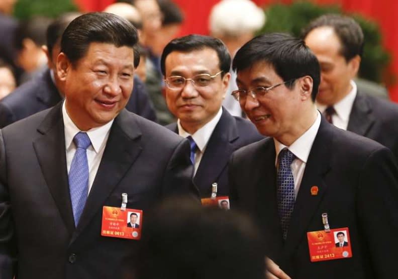政協主席王滬寧（右）被認為是習近平最仰賴的「國師」。取自中國新聞網