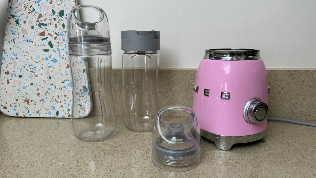 Smeg Personal Blender review: a fun retro-styled blender for