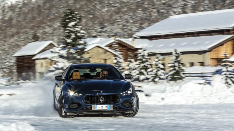 maserati ghibli 334 ice driving experience