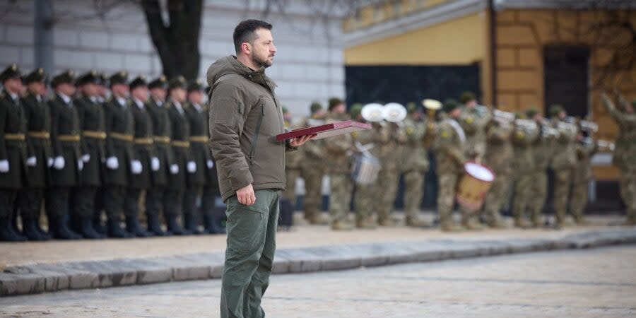 On February 24, on Sophia Square, Zelensky awards Ukrainian defenders
