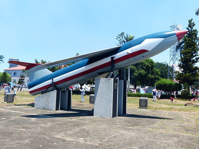 台南空軍基地展示的MGM-1鬥牛士（Matador）飛彈模型。（圖／翻攝維基百科）