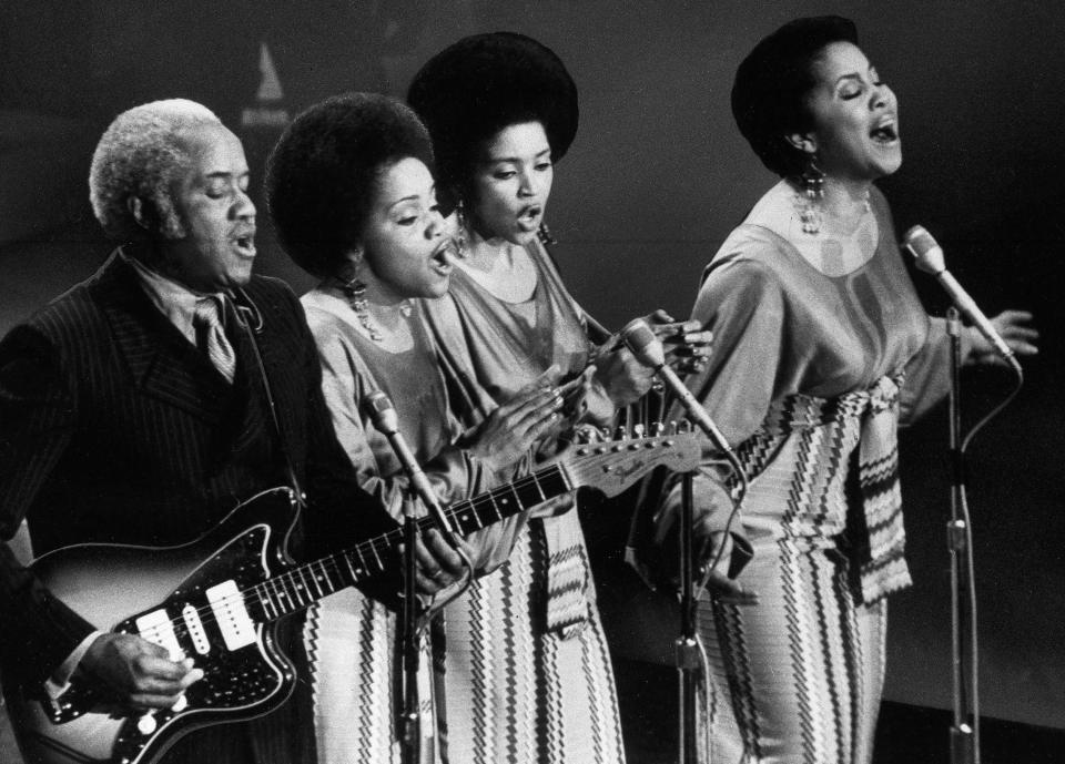 The Staple singers as they sing onstage July 1971. (AP Photo)