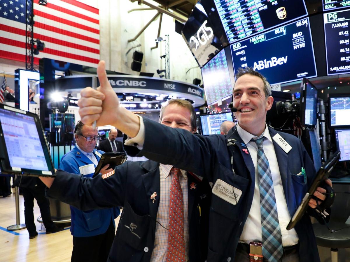 Stock market today: US stocks end higher to hit a 4-month winning streak as soft landing hopes rise