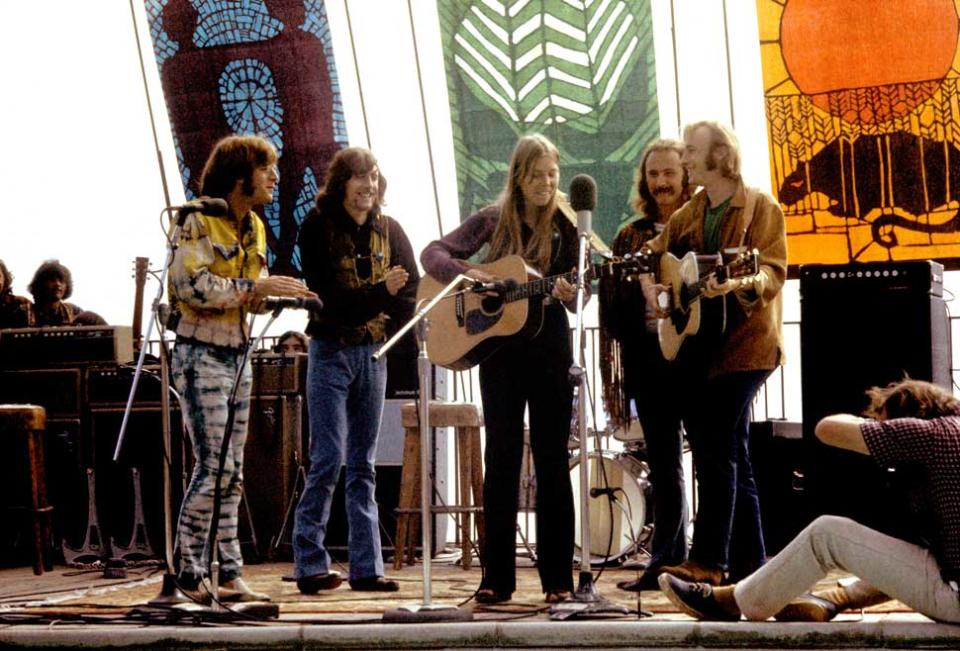 John Sebastian, Graham Nash, Joni Mitchell, David Crosby and Stephen Stills perform on stage during the 1969 Big Sur Folk Festival on September 13-14, 1969 at the Esalen Institute in Big Sur, California