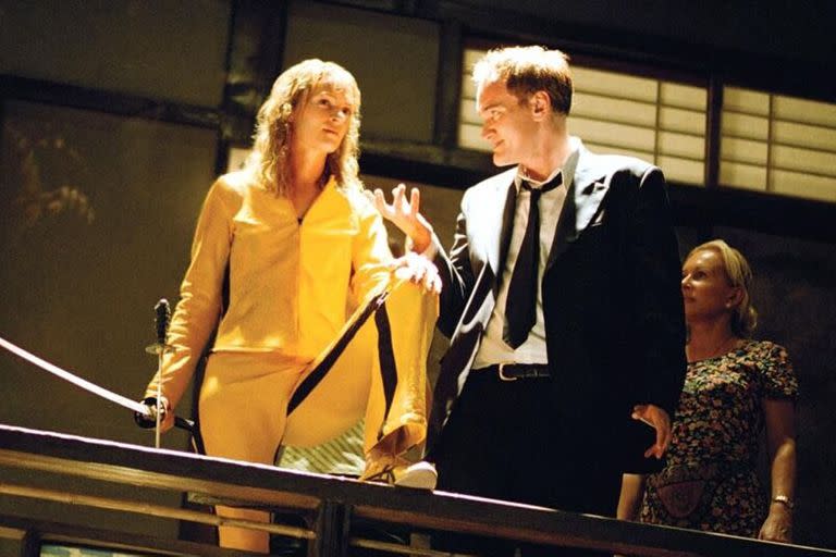 Uma Thurman y Tarantino en el rodaje de Kill Bill, el proyecto que sellaría la relación que había comenzado en Pulp Fiction ( Tiempos Violentos)