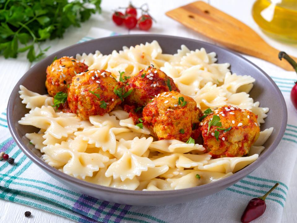 Pasta with turkey meat balls