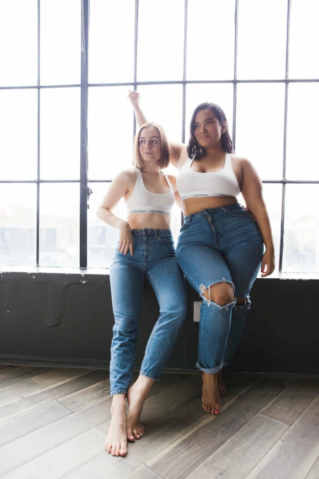 I'm a size XL and my friend is a size M – we tried the same viral