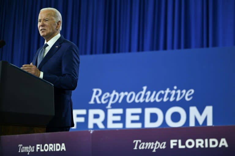 El presidente de Estados Unidos, Joe Biden, pronuncia un discurso de campaña sobre el derecho al aborto en Tampa (Florida), Estados Unidos, el 23 de abril de 2024 (ANDREW CABALLERO-REYNOLDS)