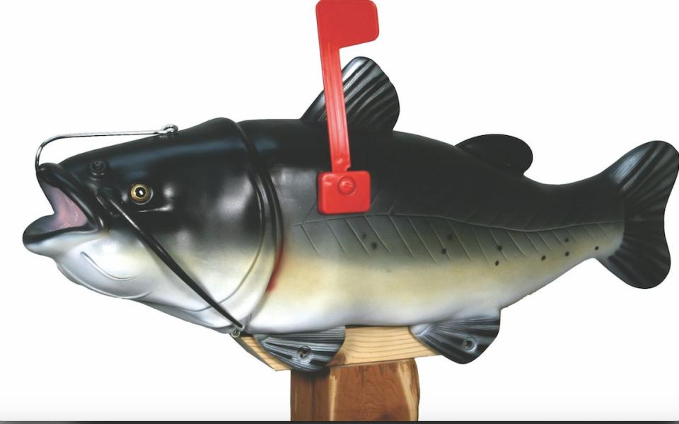 If your dad likes fishing, he will likely fall for this <a href="http://www.bellacor.com/productdetail/rivers-edge-products-052-catfish-mailbox-450069.htm" target="_blank">catfish mailbox</a> hook, line and sinker. You might even say he will give it his stamp of approval. That is, if you like saying cheesy puns (which this product inspires).&nbsp;