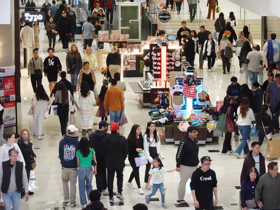 People shopping at the Glendale Galleria in California.