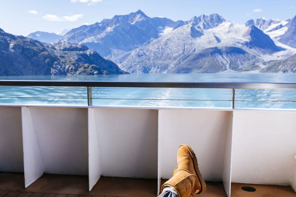 Go on an Alaskan adventure with these 20 cruises