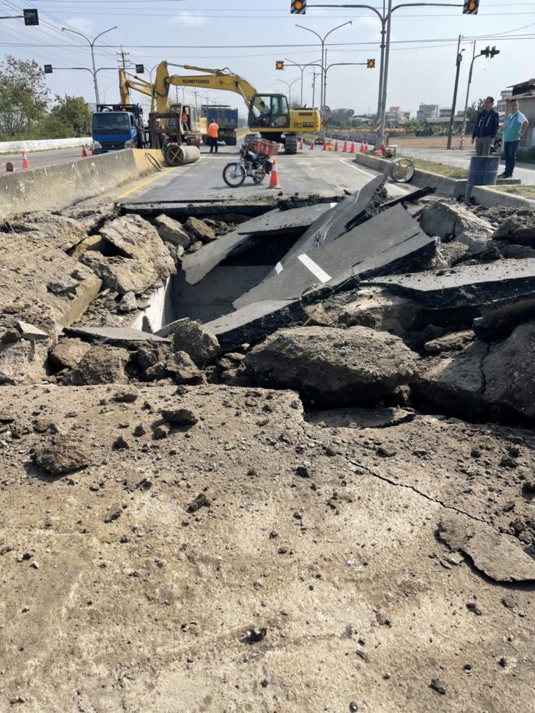 新港鄉施作道路工程發生路面爆裂，調查報告出爐。（資料照／記者湯朝村攝)