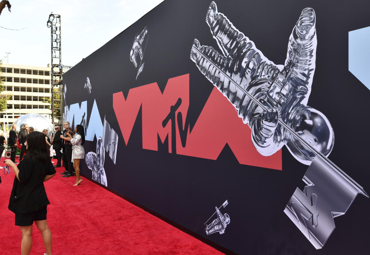 Despite pandemic, MTV VMAs to take place Aug. 30 in Brooklyn