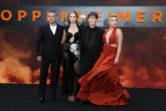 De izquierda a derecha, Matt Damon, Emily Blunt, Cillian Murphy y Florence Pugh protagonistas de “Oppenheimer”, uno de los éxitos cinematográficos del año. ANDY RAIN/EFE
