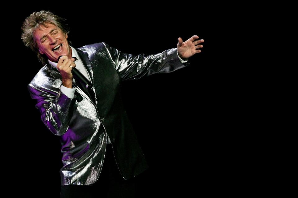 Rod Stewart performing in Sydney, Australia in 2008 (Lisa Maree Williams/Getty Images)